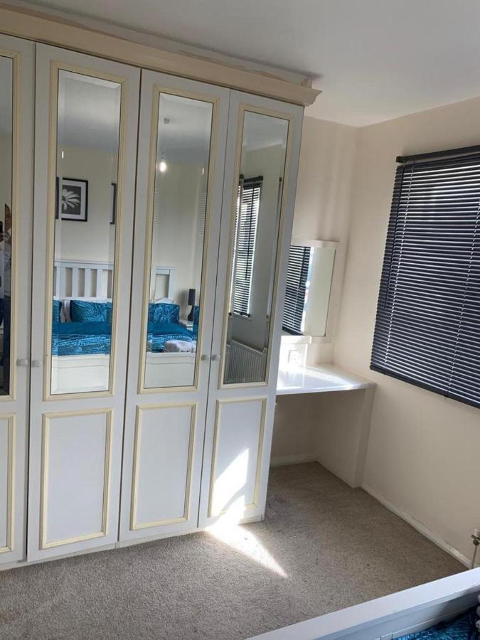 Charming 2-Bed House In London Villa Luaran gambar