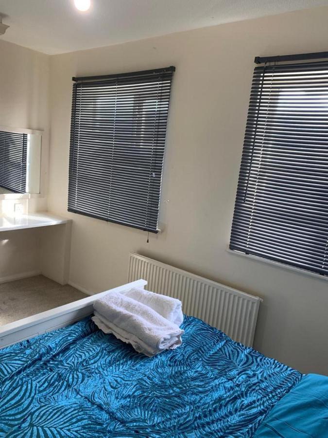 Charming 2-Bed House In London Villa Luaran gambar