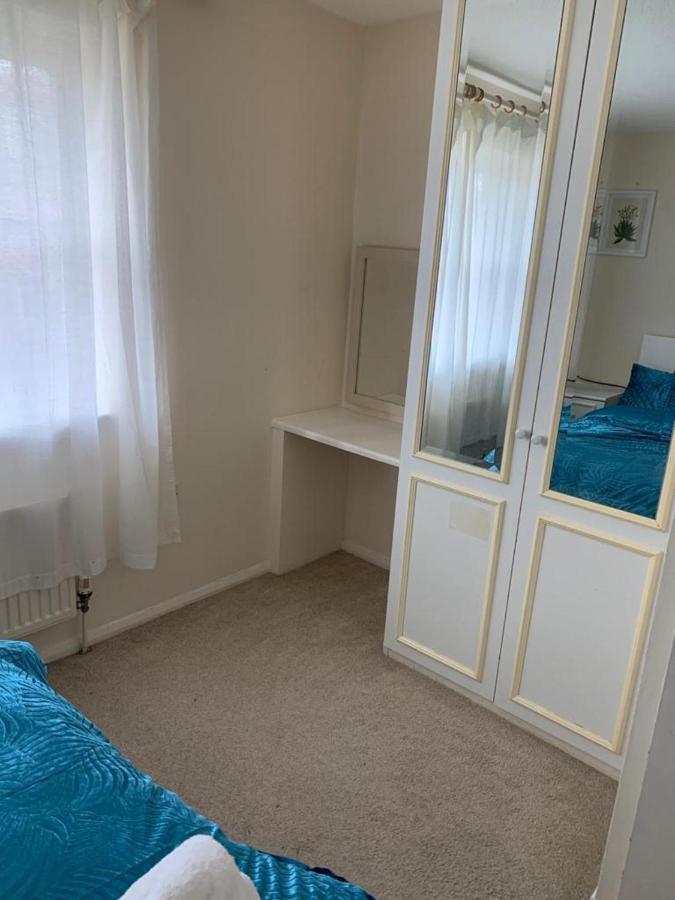 Charming 2-Bed House In London Villa Luaran gambar